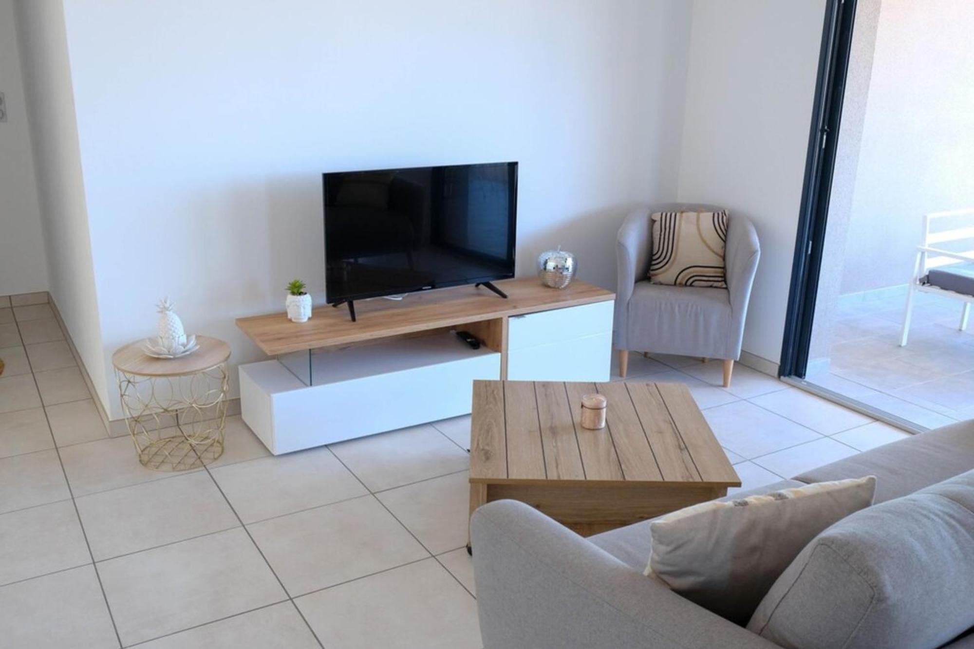 Enola - Sea View Terrace Parking - By Tgb Apartment Pietrosella ภายนอก รูปภาพ